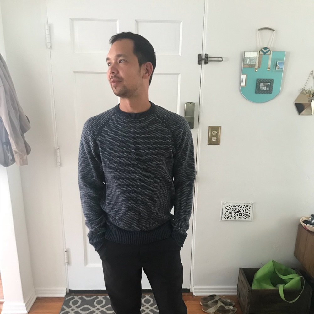 J Crew men's blue & white patterned wool sweater